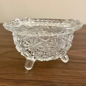 Vintage L. E. Smith Glass Clear 3-Foot Kettle Ashtray Dish Mid-Century